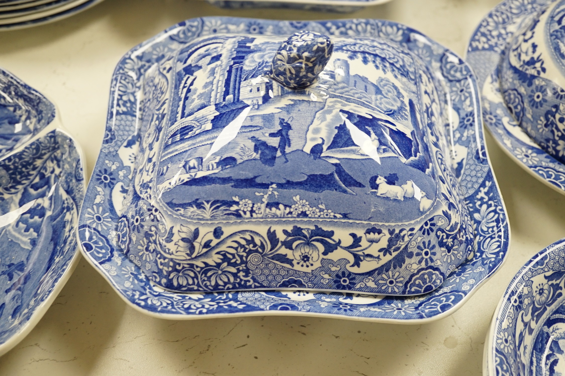 A Copeland Spode Italian part dinner service and an hors d’oeuvre dish